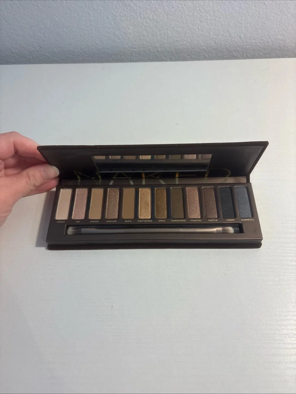 Urban Decay NAKED1 Eyeshadow Palette NEW • Authentic • Velvet Casing *RARE/HTF*.